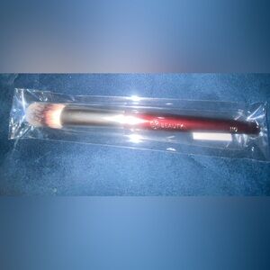 BK Beauty’s 110 Large Concealer makeup brush